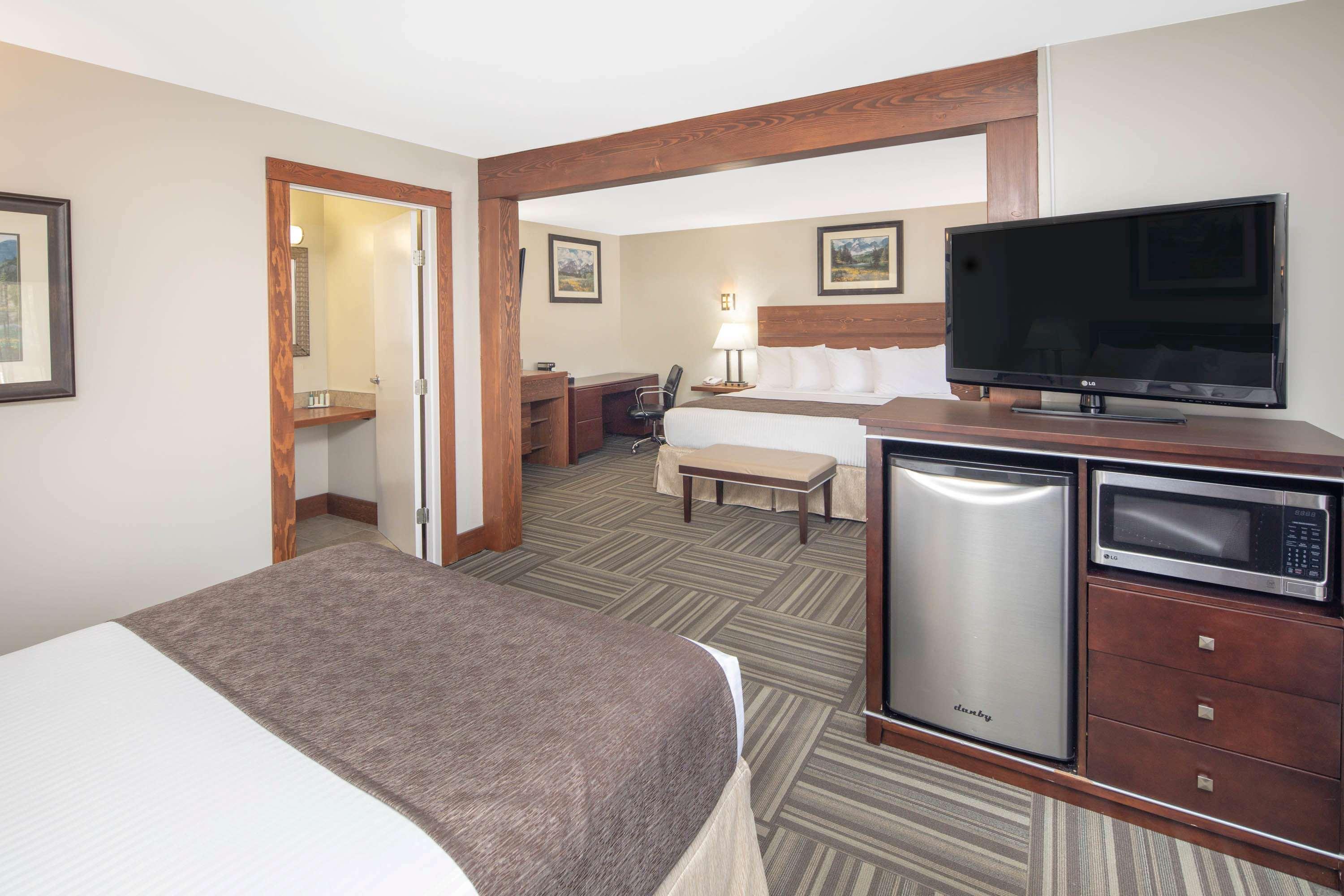 Travelodge By Wyndham Golden Sportsman Lodge Luaran gambar