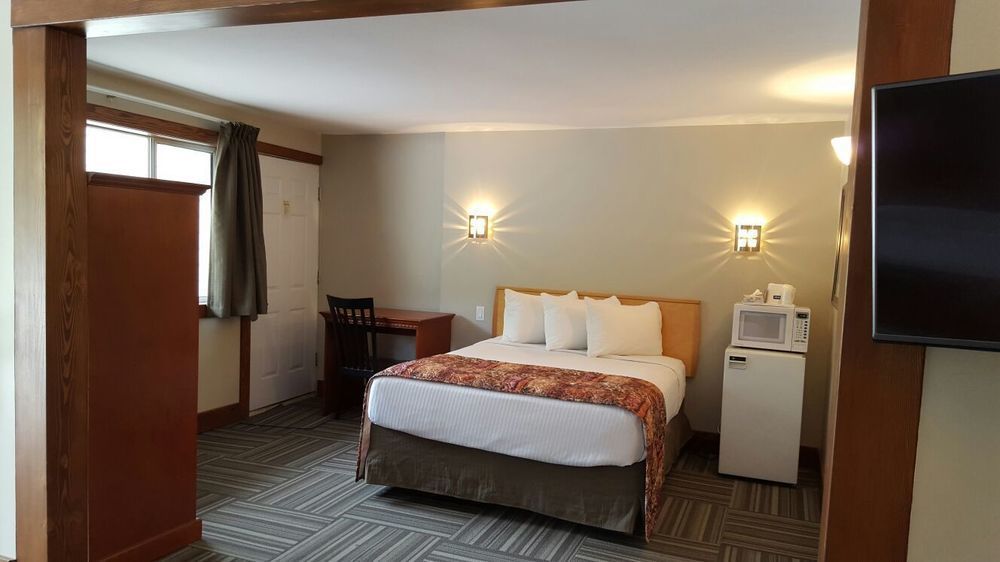 Travelodge By Wyndham Golden Sportsman Lodge Luaran gambar