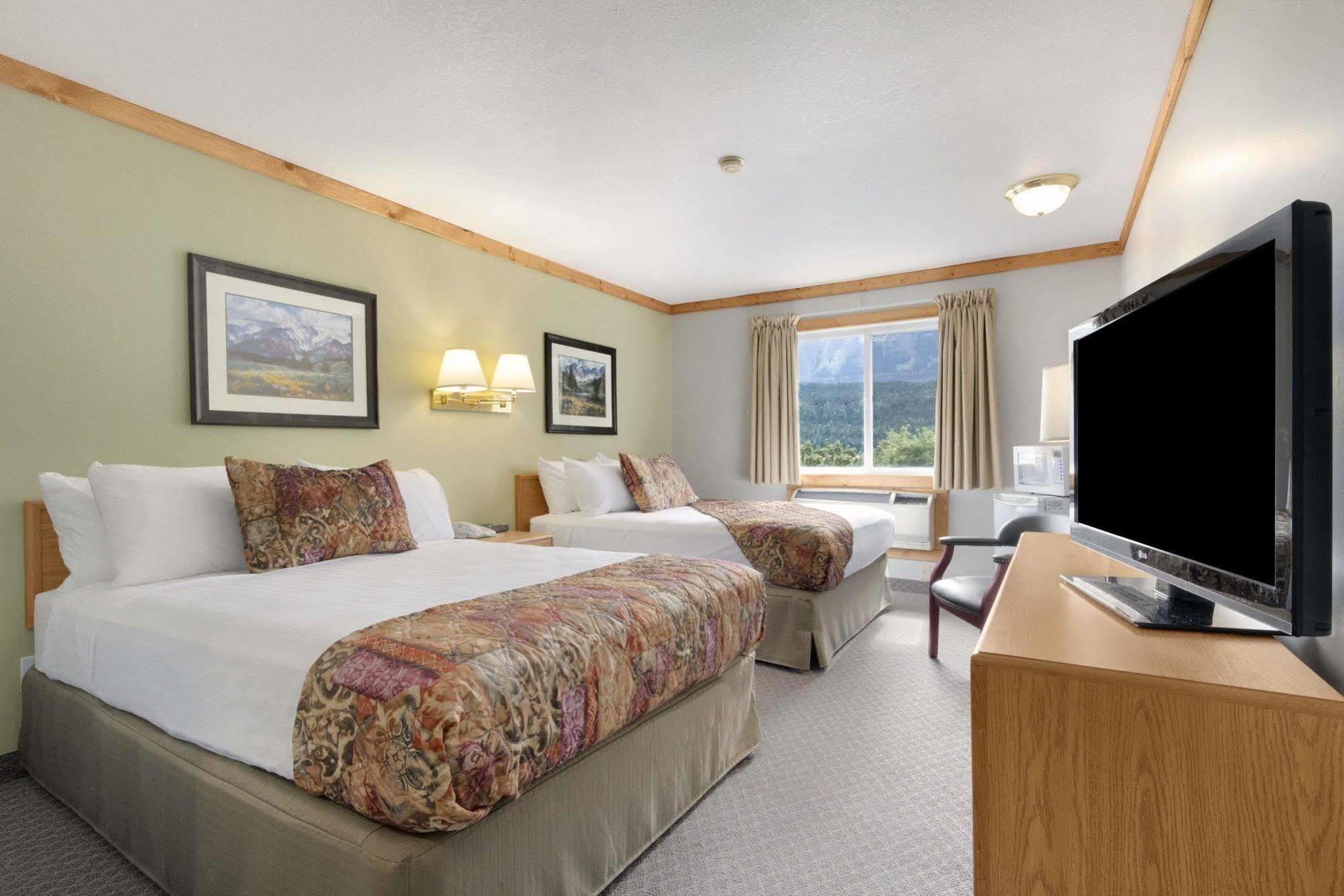 Travelodge By Wyndham Golden Sportsman Lodge Luaran gambar